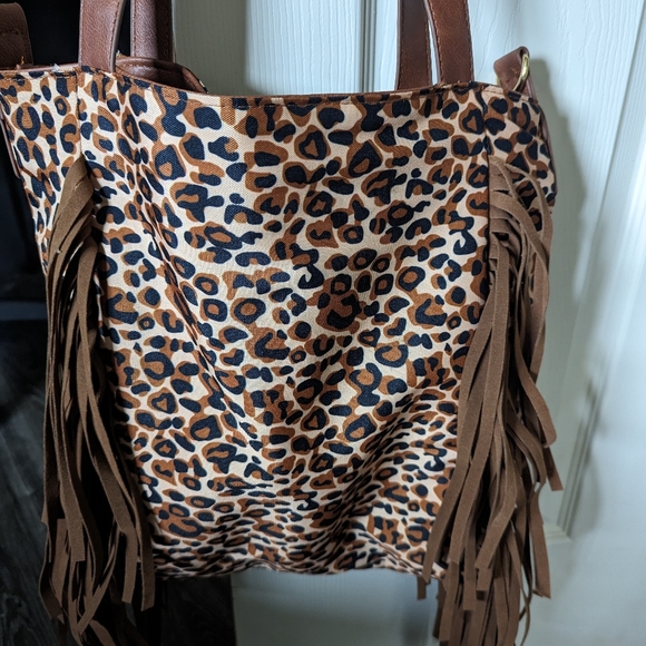 Purse - Picture 1 of 3